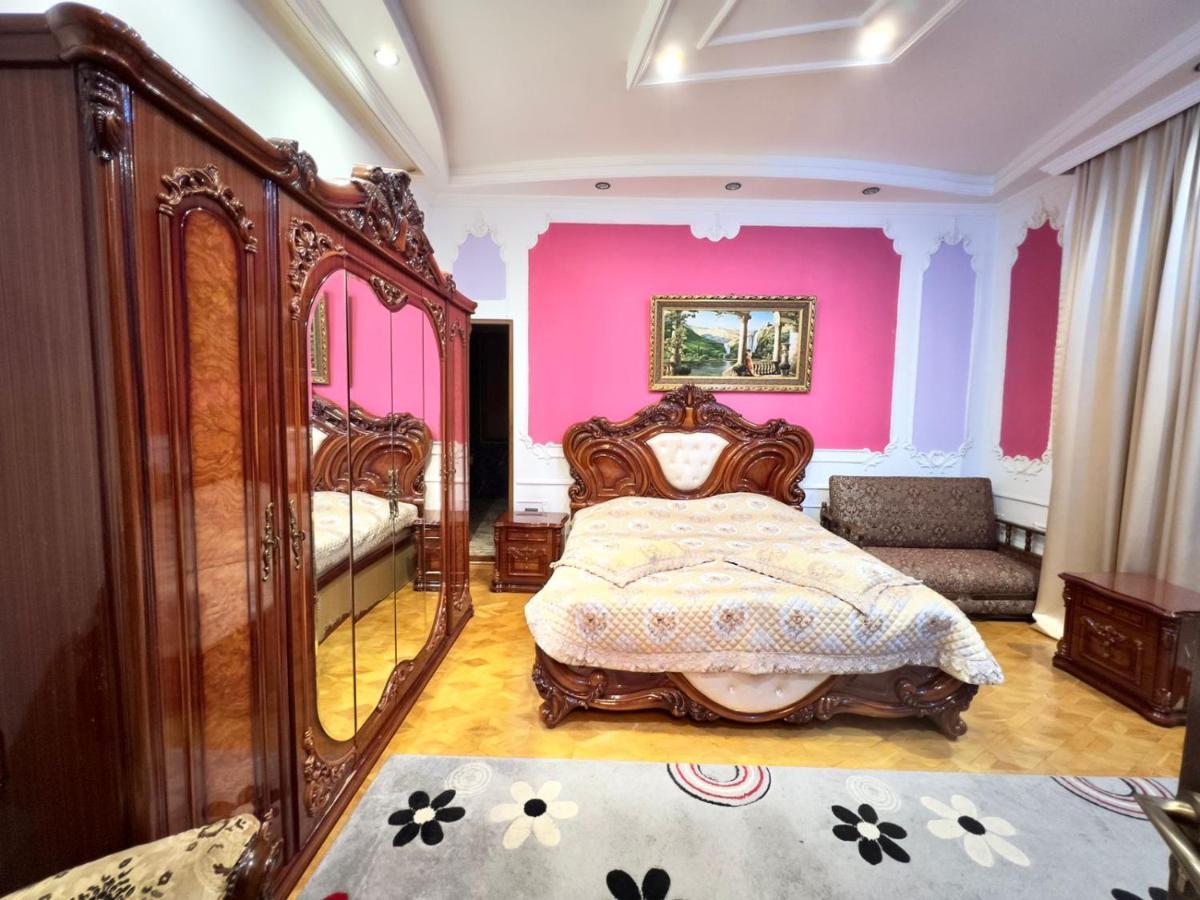 Hotel Royal Кутаиси Екстериор снимка