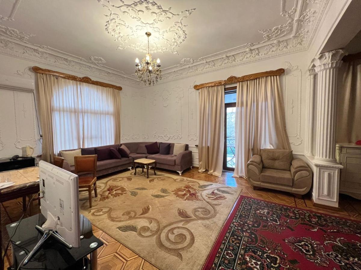 Hotel Royal Кутаиси Екстериор снимка