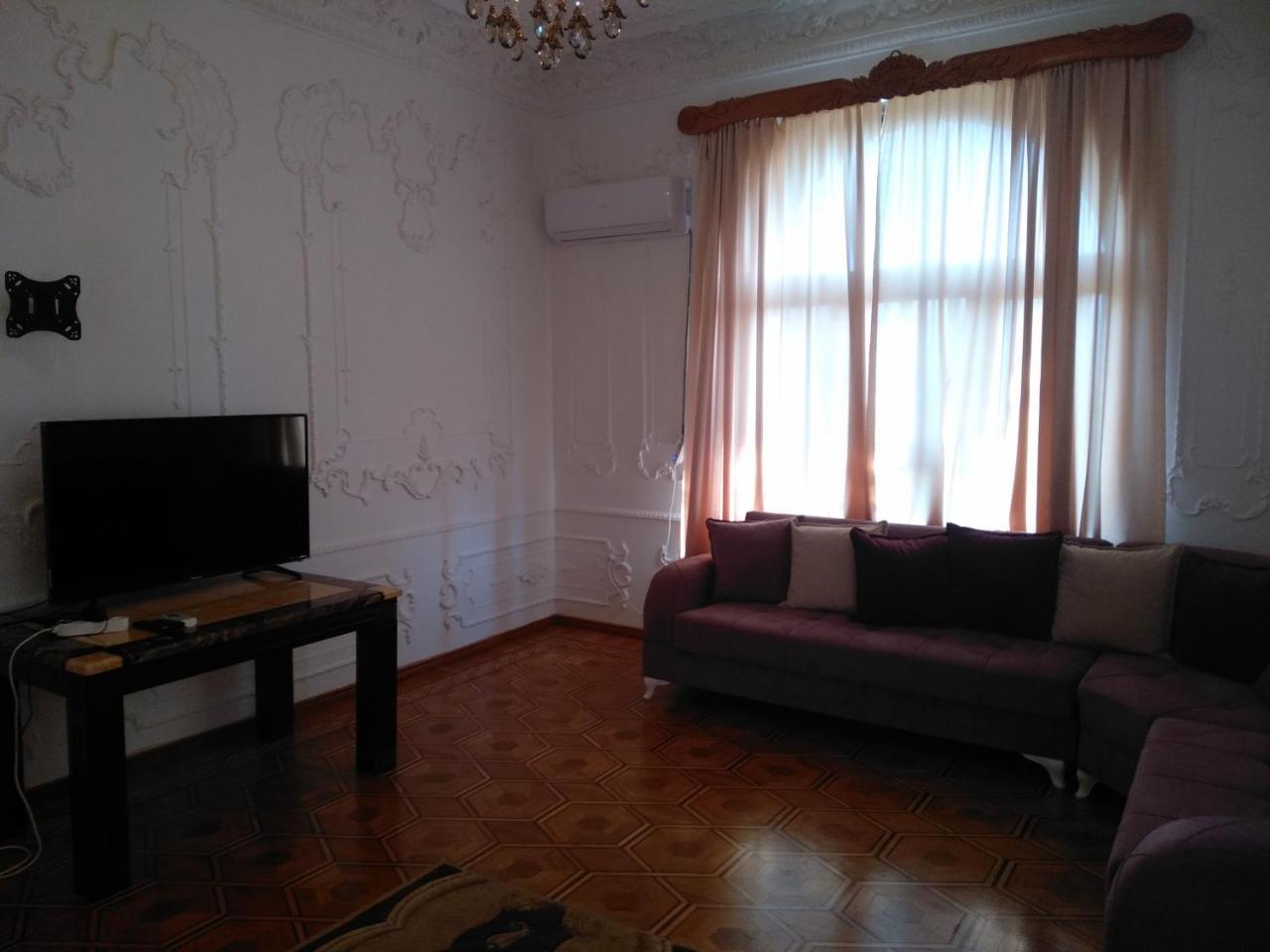 Hotel Royal Кутаиси Екстериор снимка