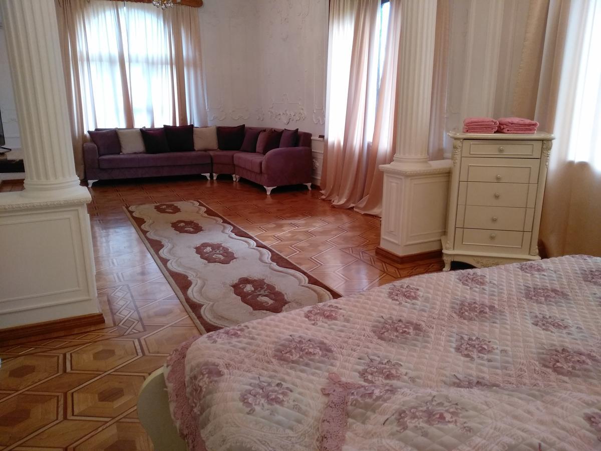 Hotel Royal Кутаиси Екстериор снимка