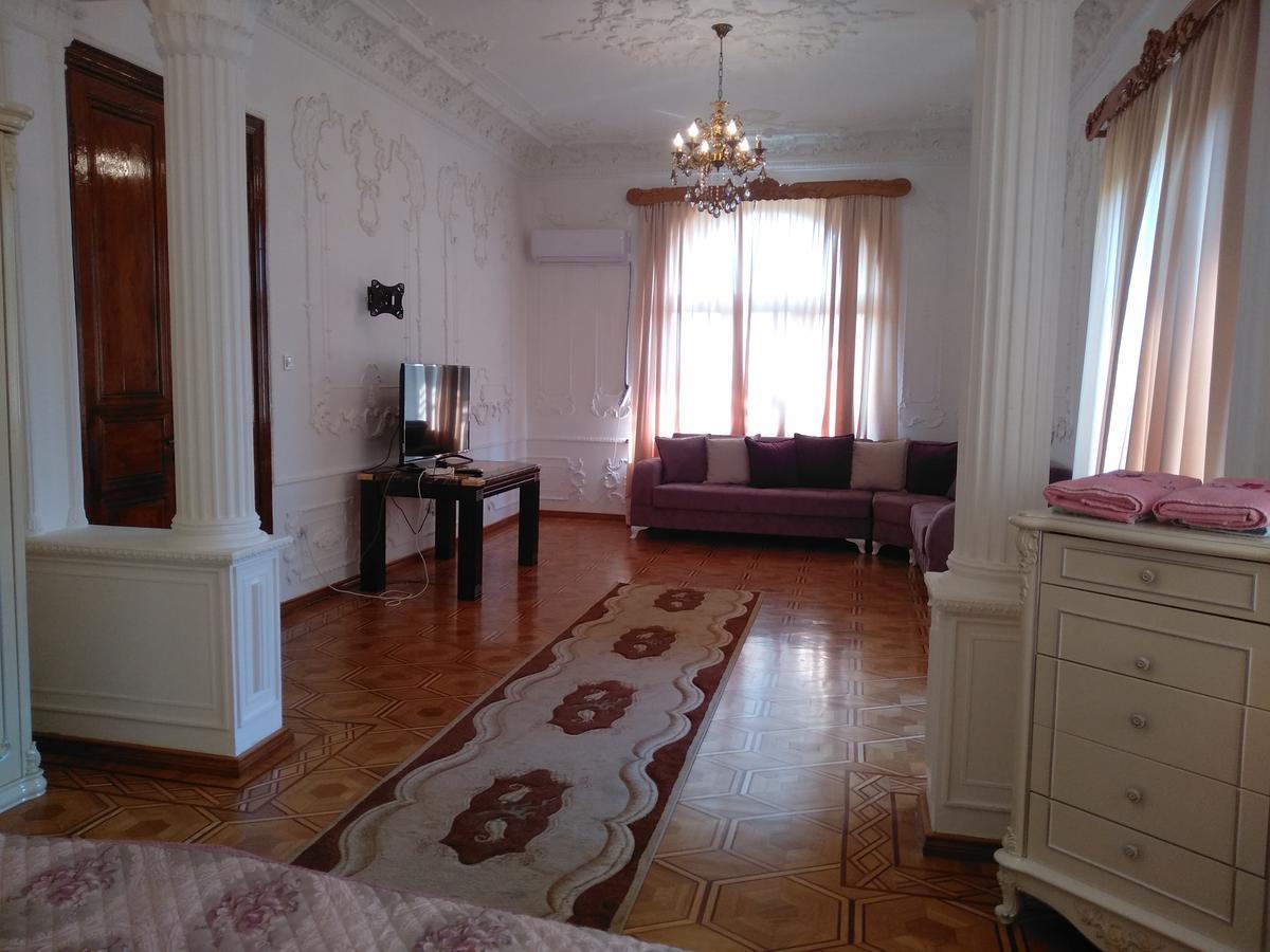 Hotel Royal Кутаиси Екстериор снимка